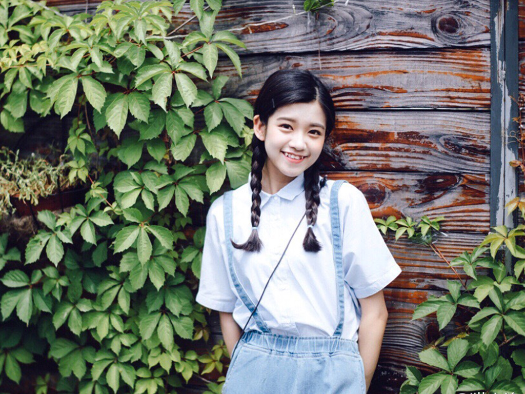 文艺小清新美女夏日写真电脑壁纸图片