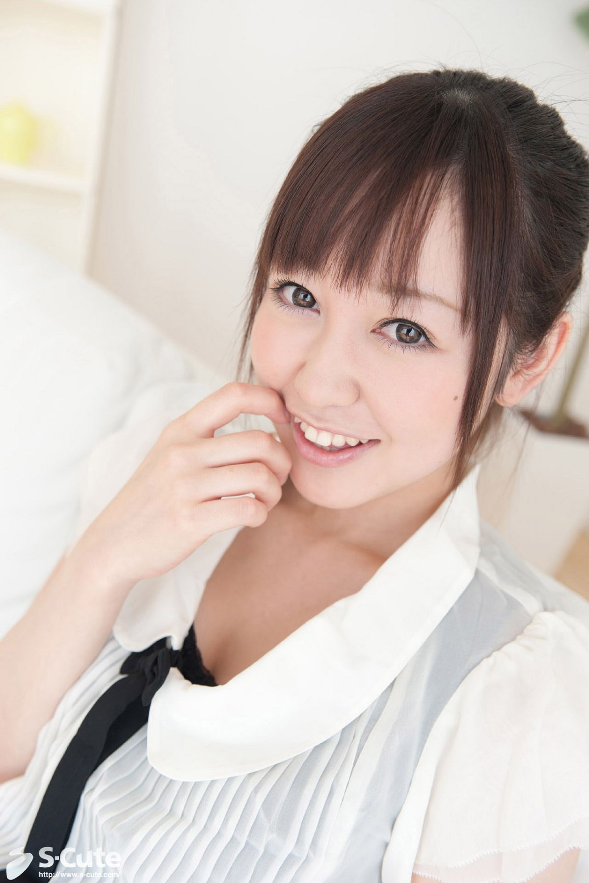 [S-Cute] 2011-04-24 No.232 You #1 癒し娘とふわふわH