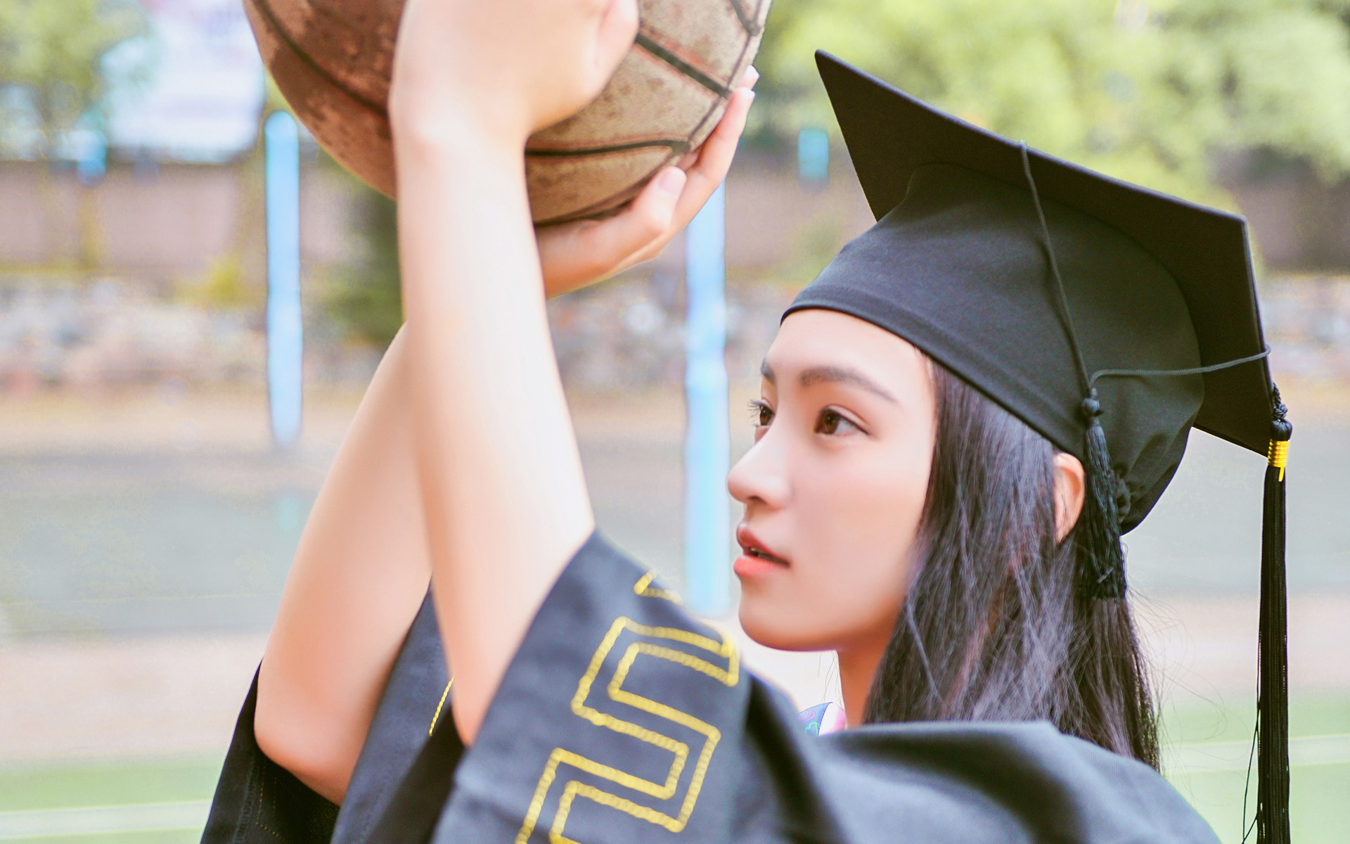 武大女神黄灿灿毕业照壁纸图片大全