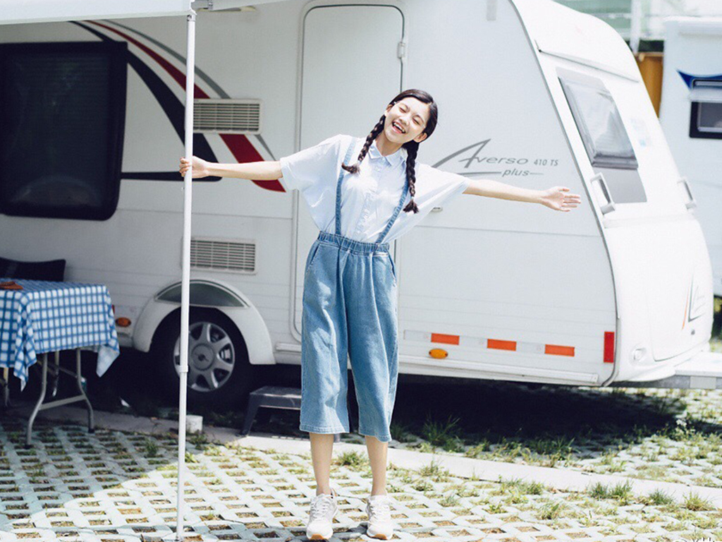 文艺小清新美女夏日写真电脑壁纸图片