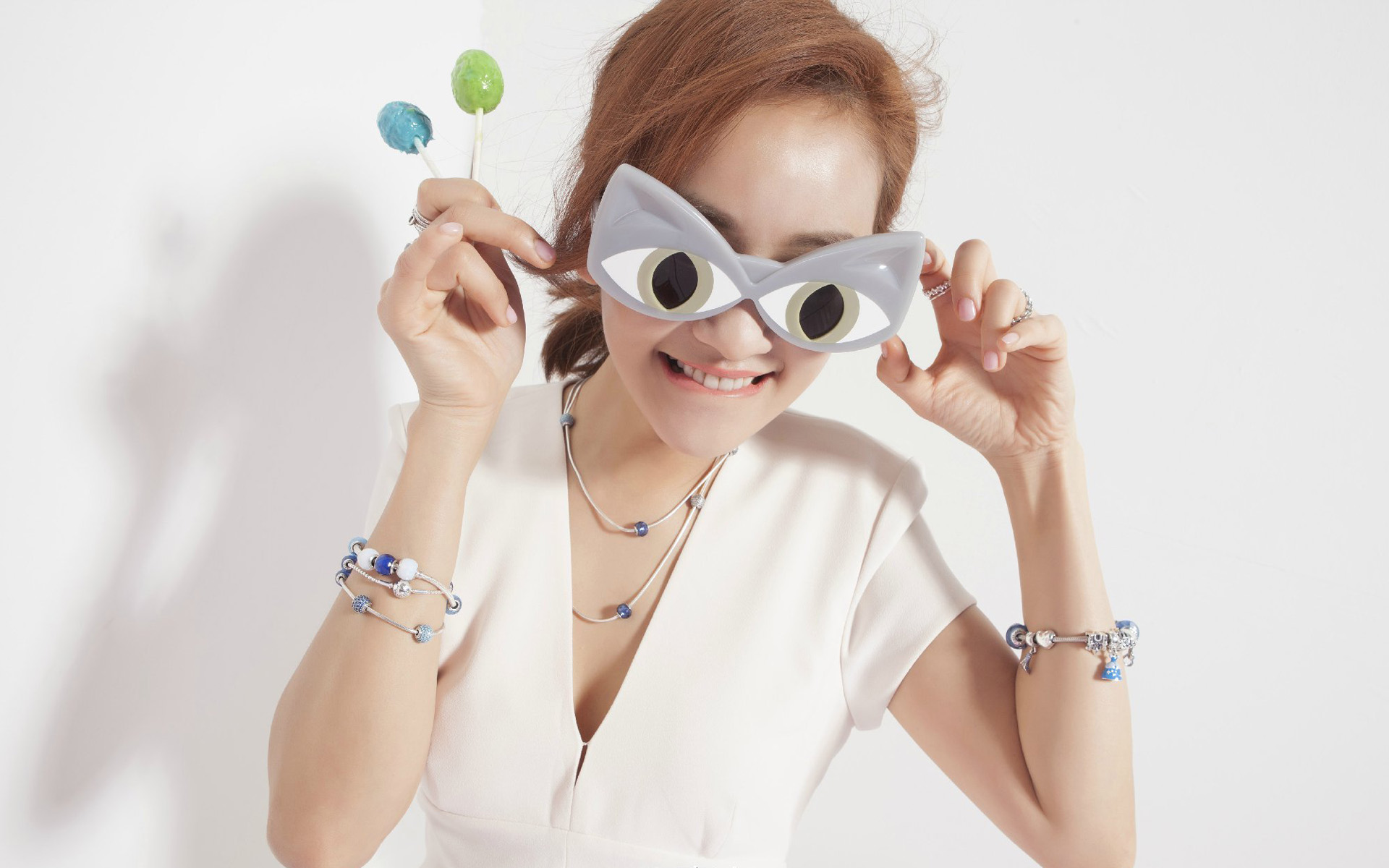 美女明星陈意涵图片壁纸高清