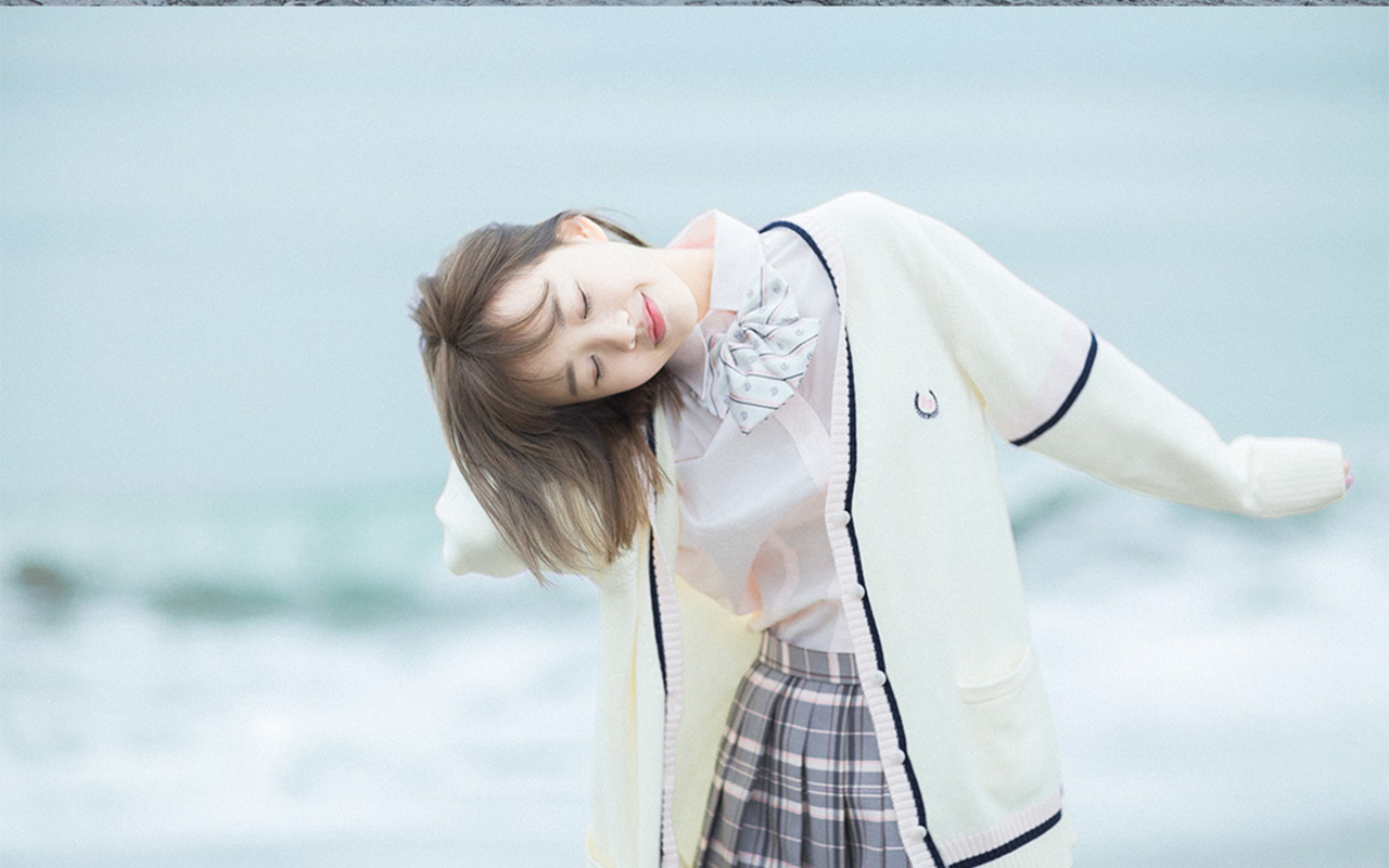 短发气质美女海边清新写真壁纸图片精选