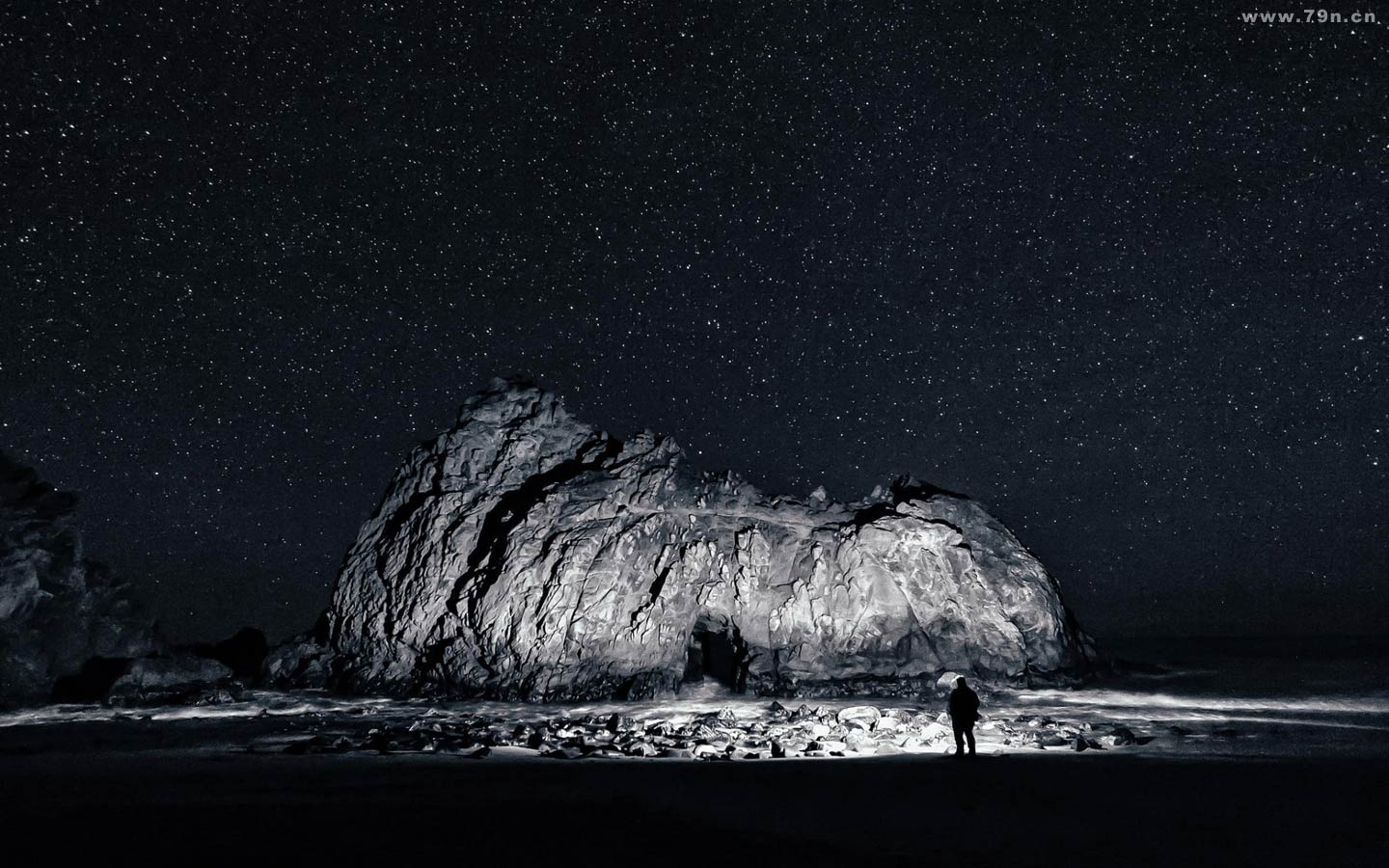 星光闪闪的夜空高清桌面壁纸图片