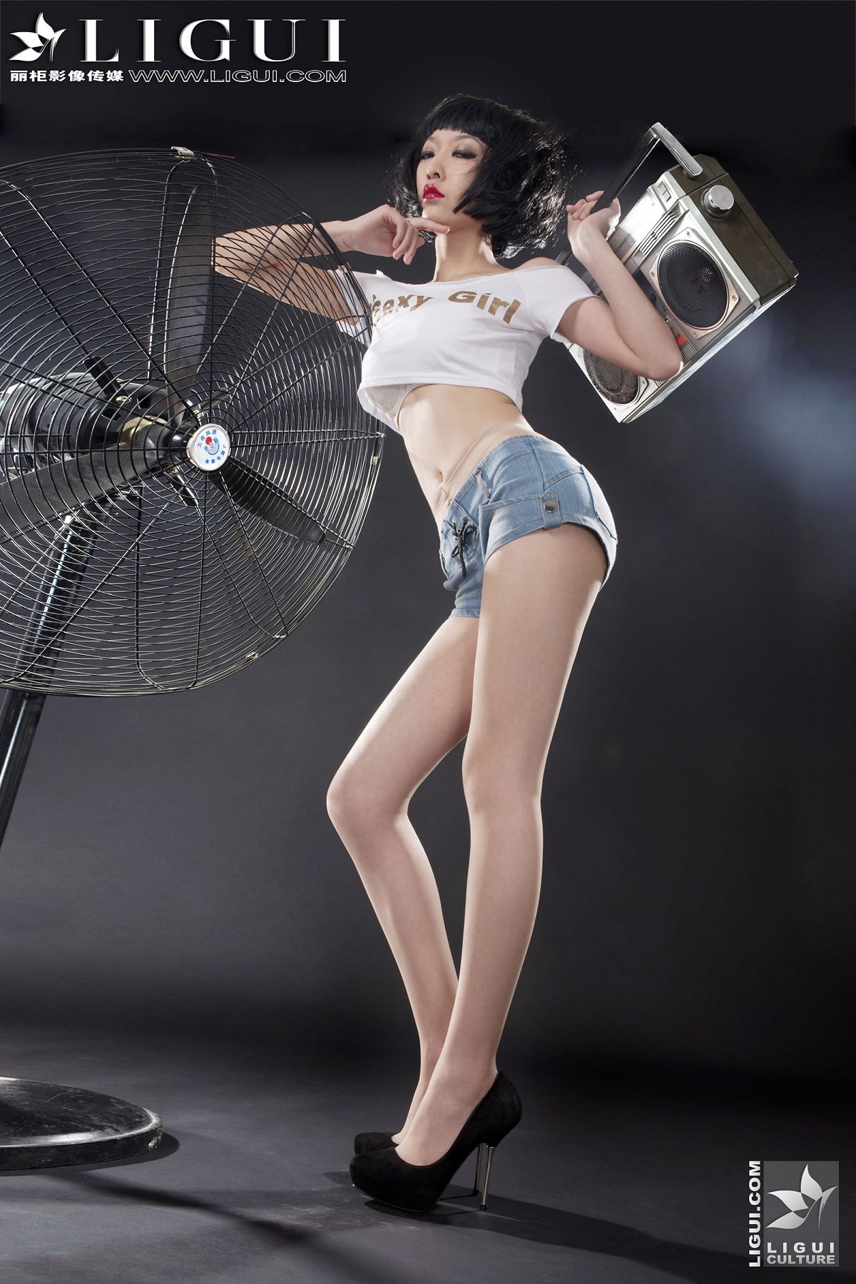 [Ligui] 丽柜 2013.09.27 Model 文欣 [40P]