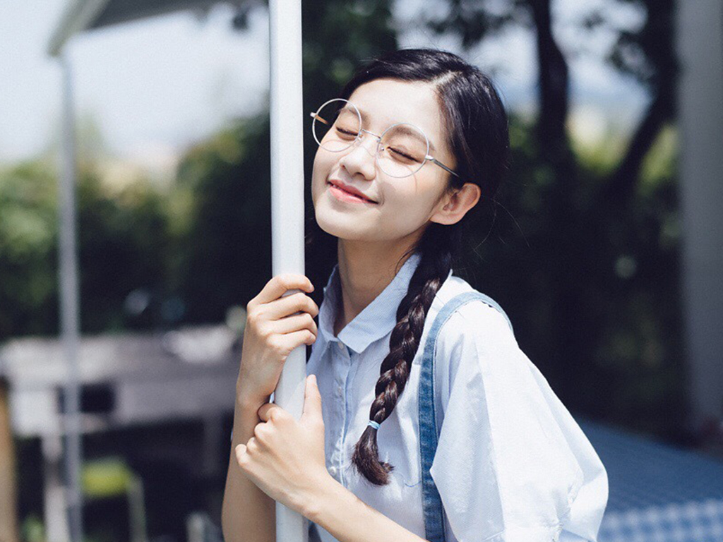 文艺小清新美女夏日写真电脑壁纸图片
