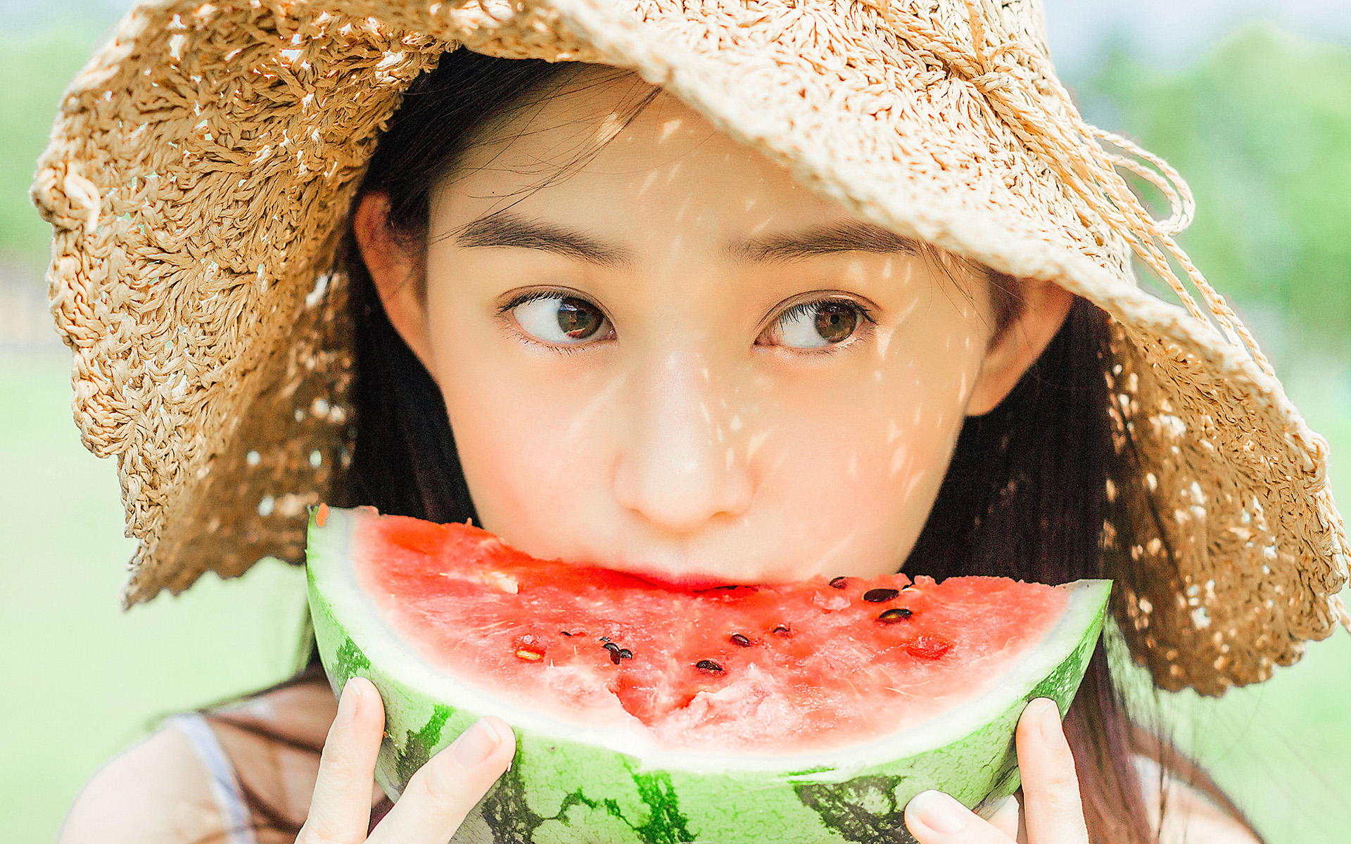 小清新少女夏日感写真图片
