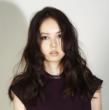 女生中分适合什么脸型图片大全