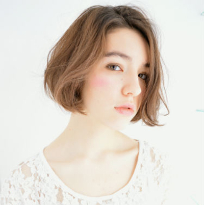 小梨花头女生短发发型图片