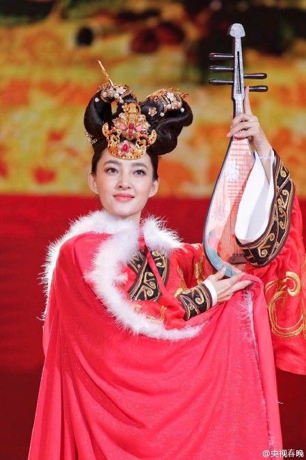 佟丽娅马苏秦岚王丽坤“春晚四美”古装发型图