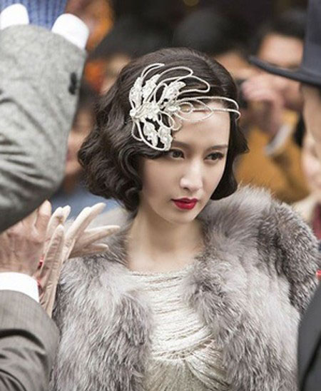 千金女贼张萌发型复古卷发教程图解