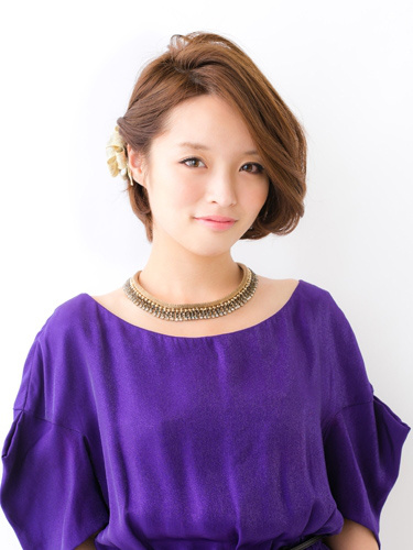日系甜美短发新娘造型图片合辑