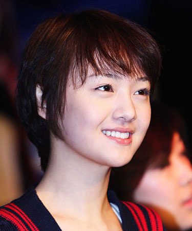 郑爽示范女生小清新发型设计图片