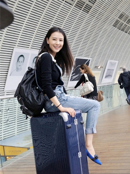 高圆圆直发发型美照高清合辑