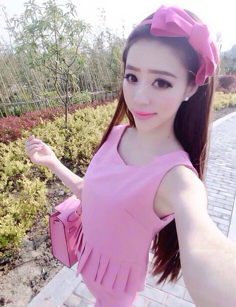 女生清新简约长直发发型图片精选