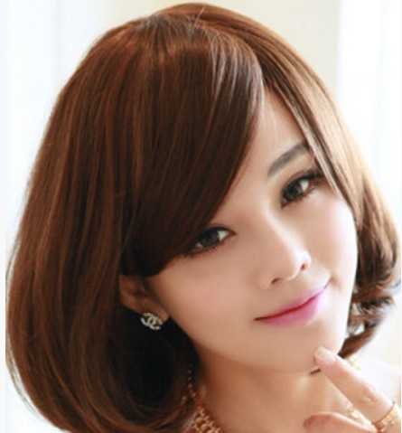 女生可爱短卷发发型图片最流行