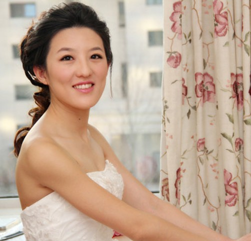 韩式新娘发型扎法唯美有气质