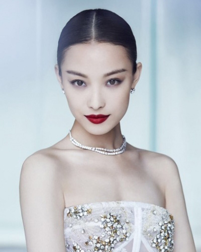 倪妮新发型图片尽显冷艳妩媚