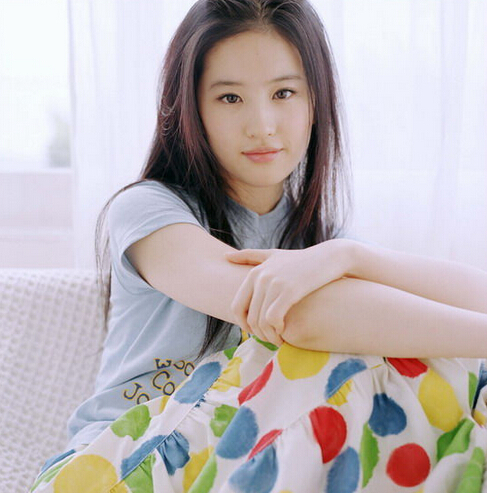直发女星谁最美看anglebaby杨幂刘亦菲