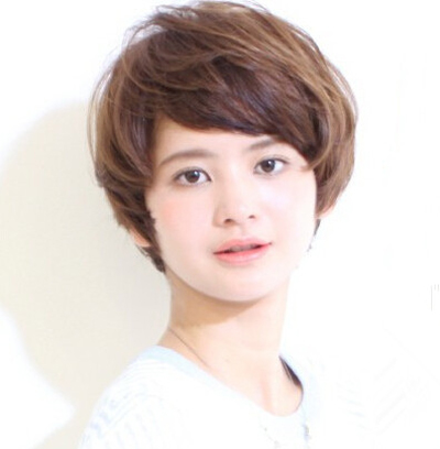 女生齐耳短发发型图片好看
